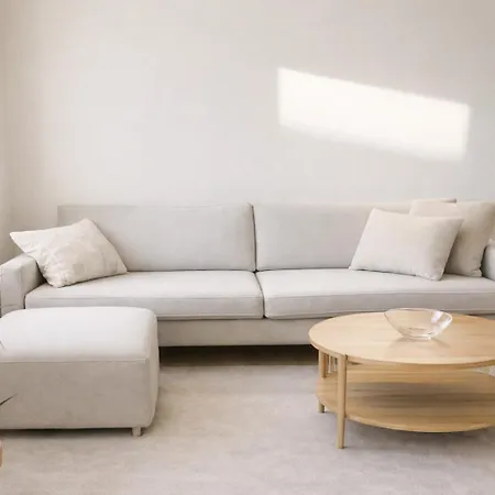 Apartamento C - Light 2 - Sunny Balcony And Free Parking *
